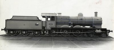 808476 Afbeelding van de fabrieksnieuwe stoomlocomotief nr. 742 (serie 685-799) van de S.S.N.B. Dit locomotieftype is ...